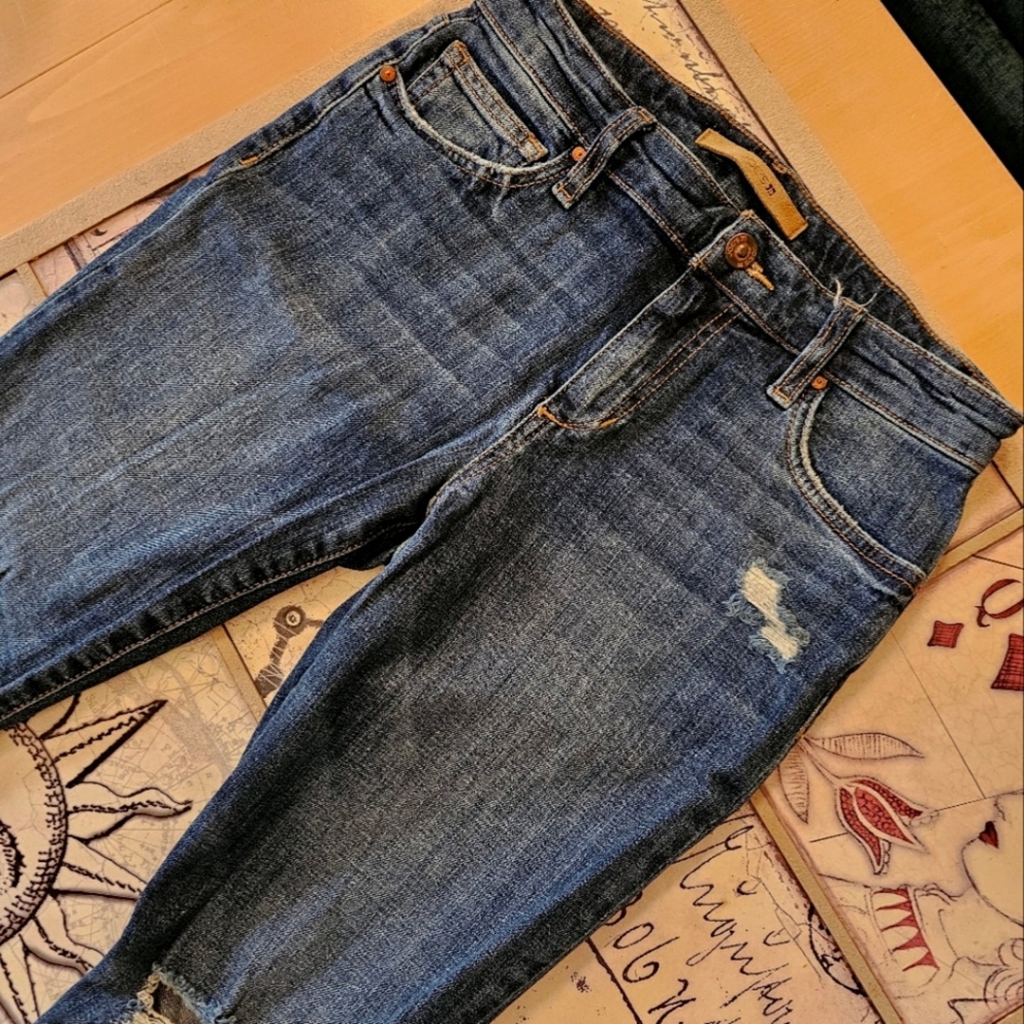 Joe's Jean's Skinny Ankle Distressed