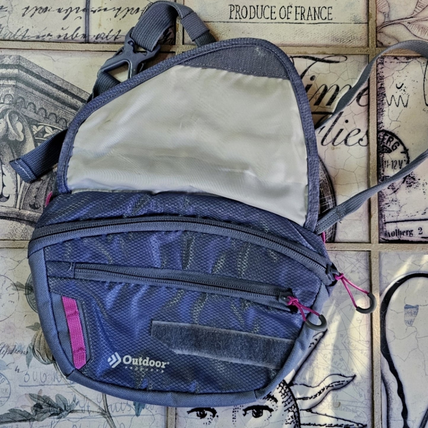 Outdoor Crossbody Bag in Blue & Pink