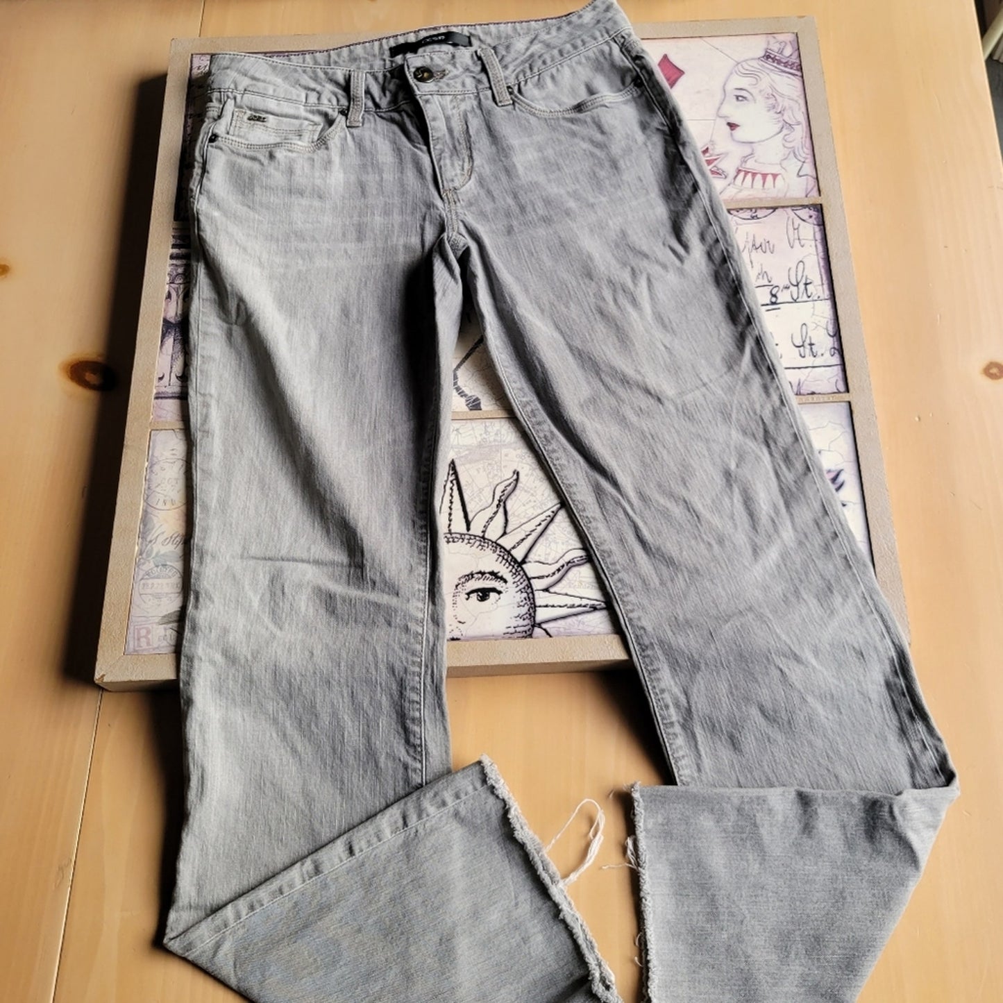 Joe's Grey Honey Fit Cropped Stretchy Jean's