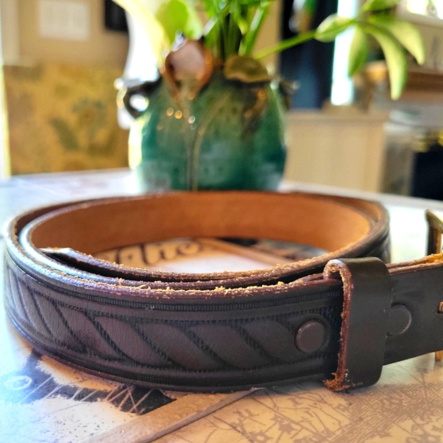 Lyntone Leather Hand Finished Cow Hide 36" Belt