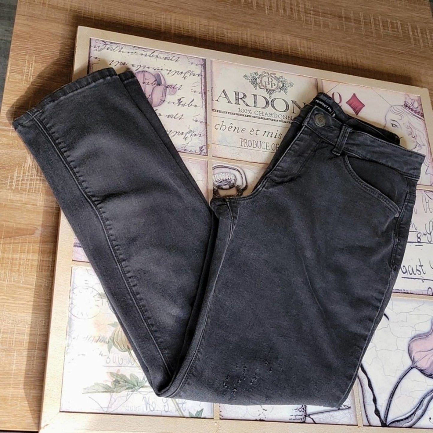 Vintage Lee Perfect Fit Black Distressed Straight Jeans