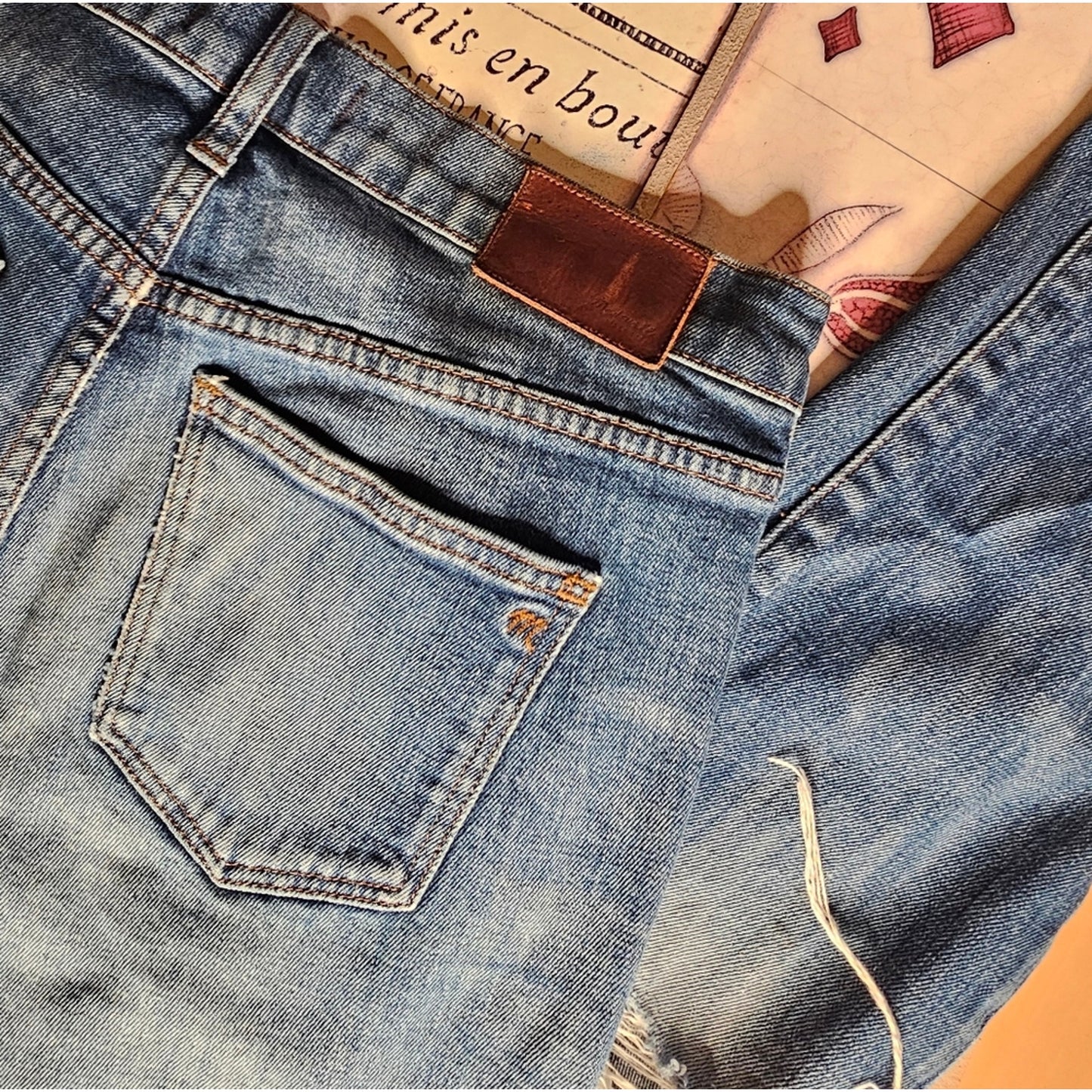 Madewell Distressed Mid Rise Slim Boy Jean's