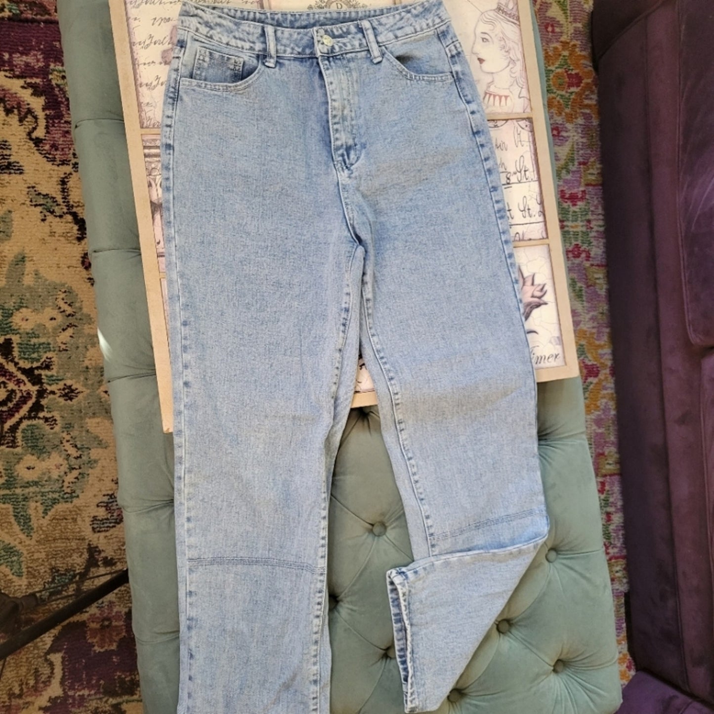 SHEIN Straight Leg Light Wash Jeans