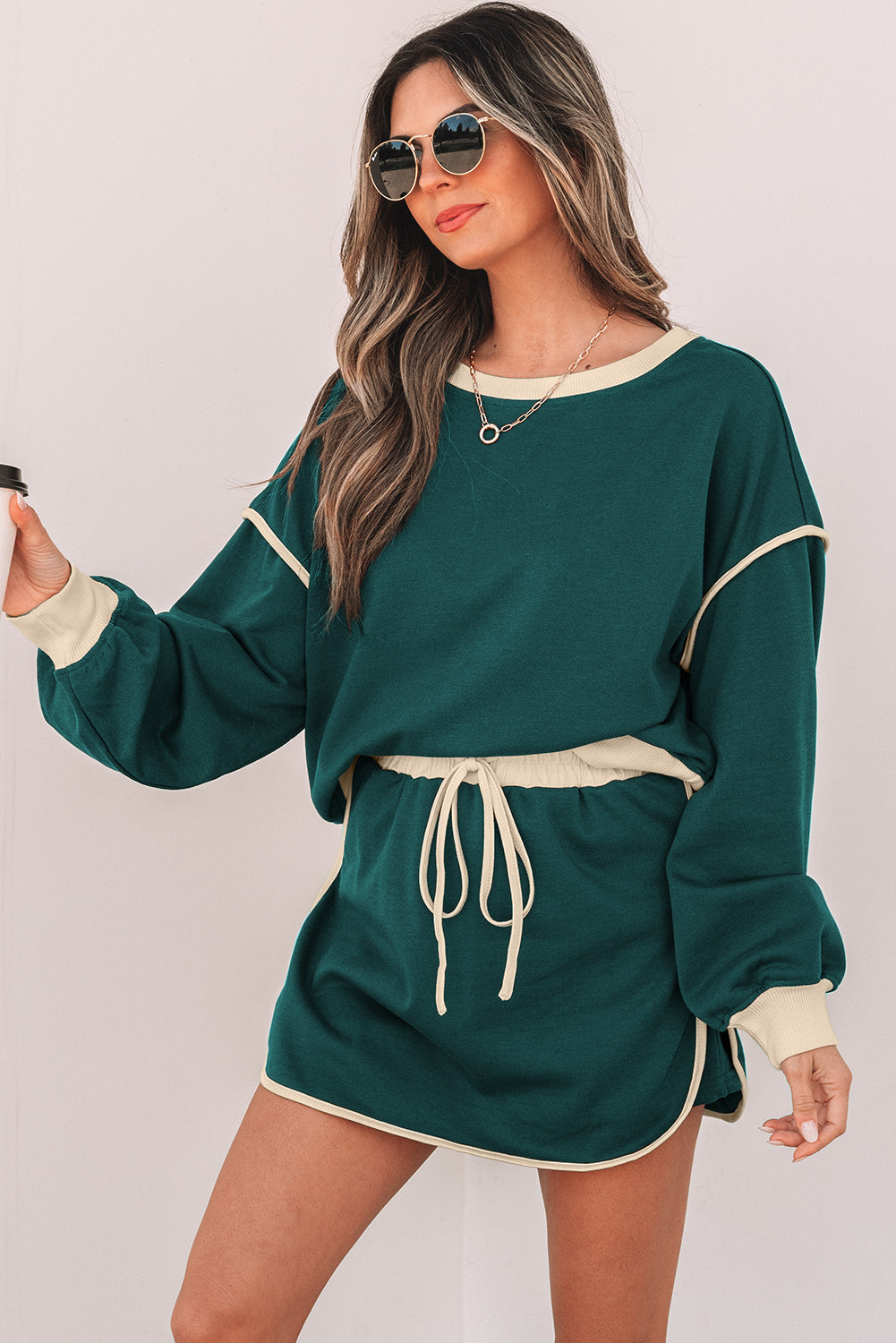 Rose Red Color Contrast Loose Pullover and Lace-up Waist Skort Set