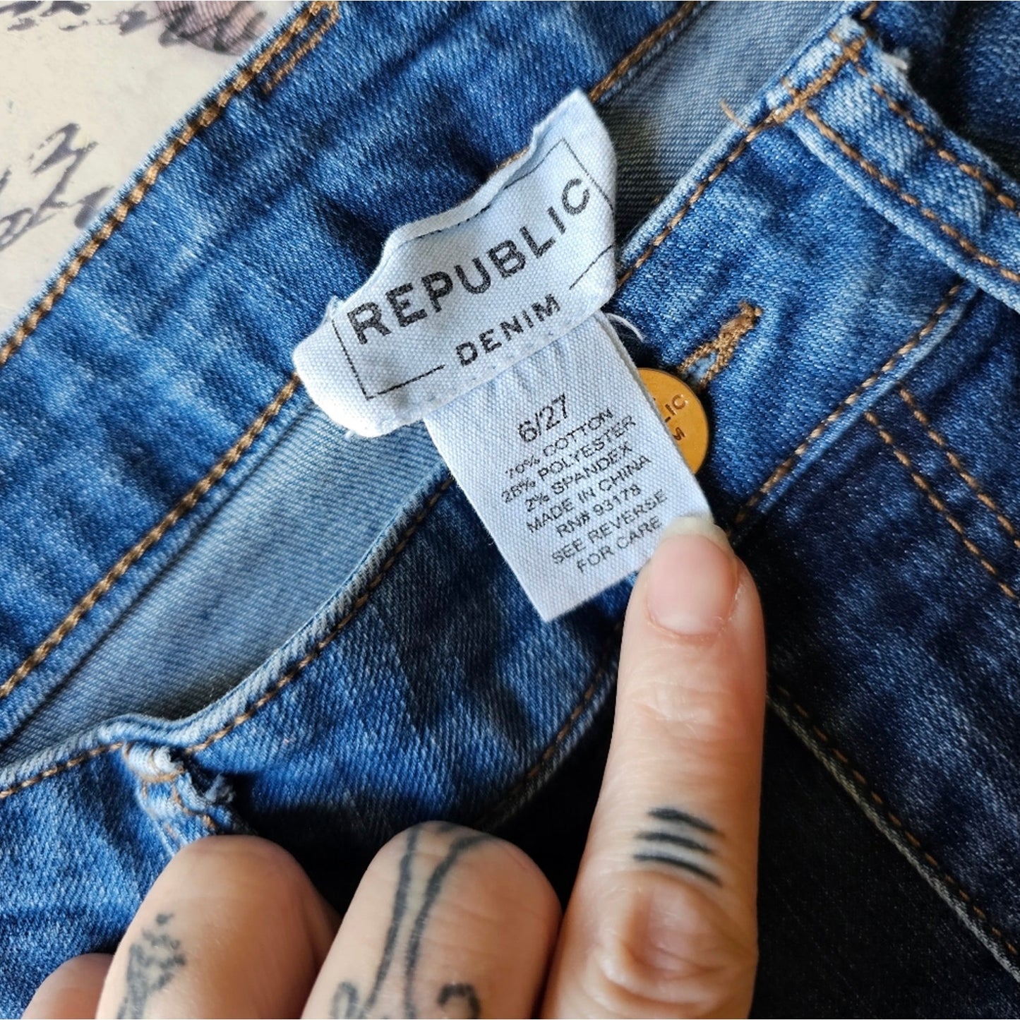 Super Cute Stretchy Republic Denim, Vintage! Skinny Jean's