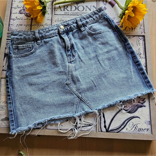 PacSun Vintage look Frayed Jean Skirt