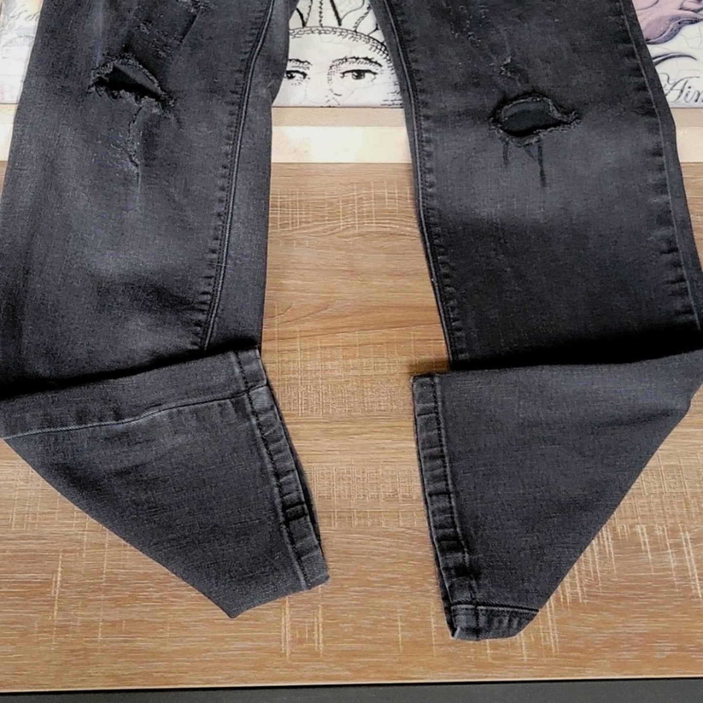 Vintage Lee Perfect Fit Black Distressed Straight Jeans