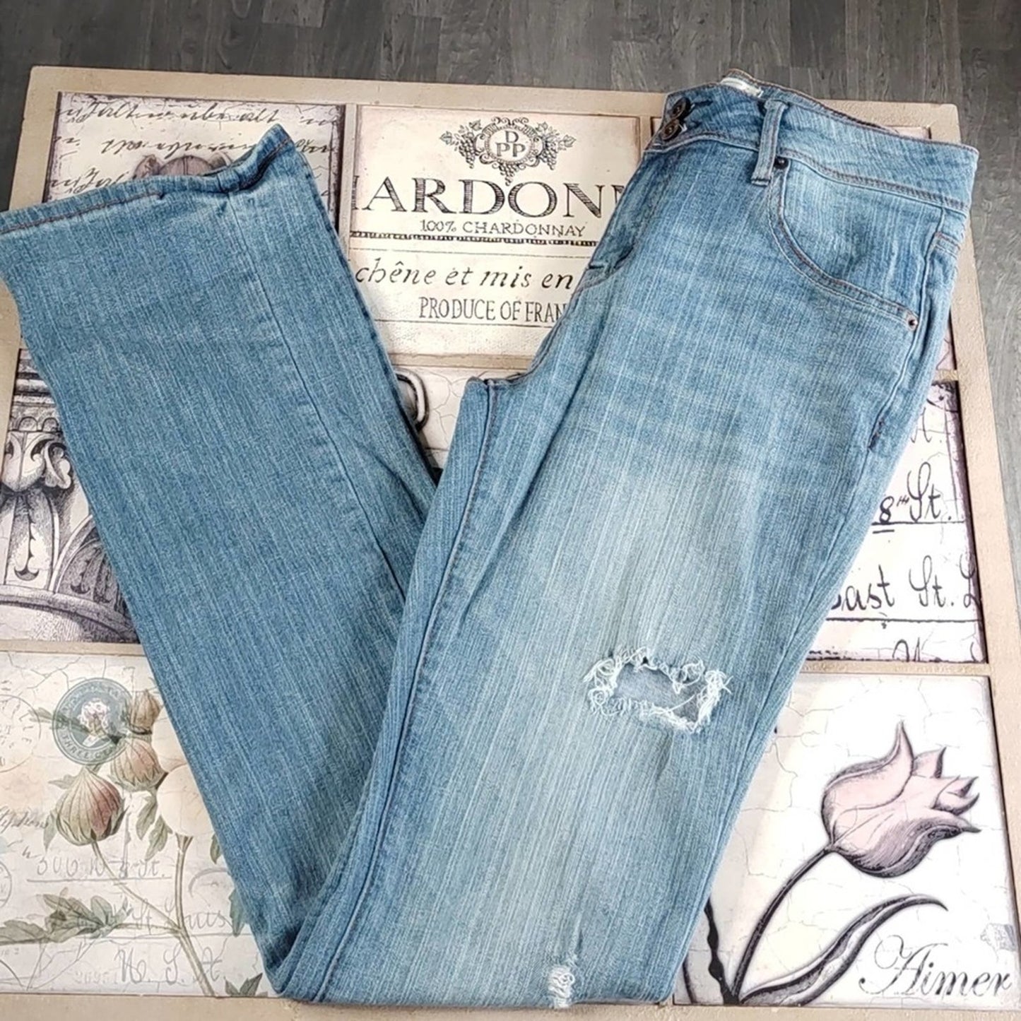 Vintage Long Distressed High-Rise Jeans