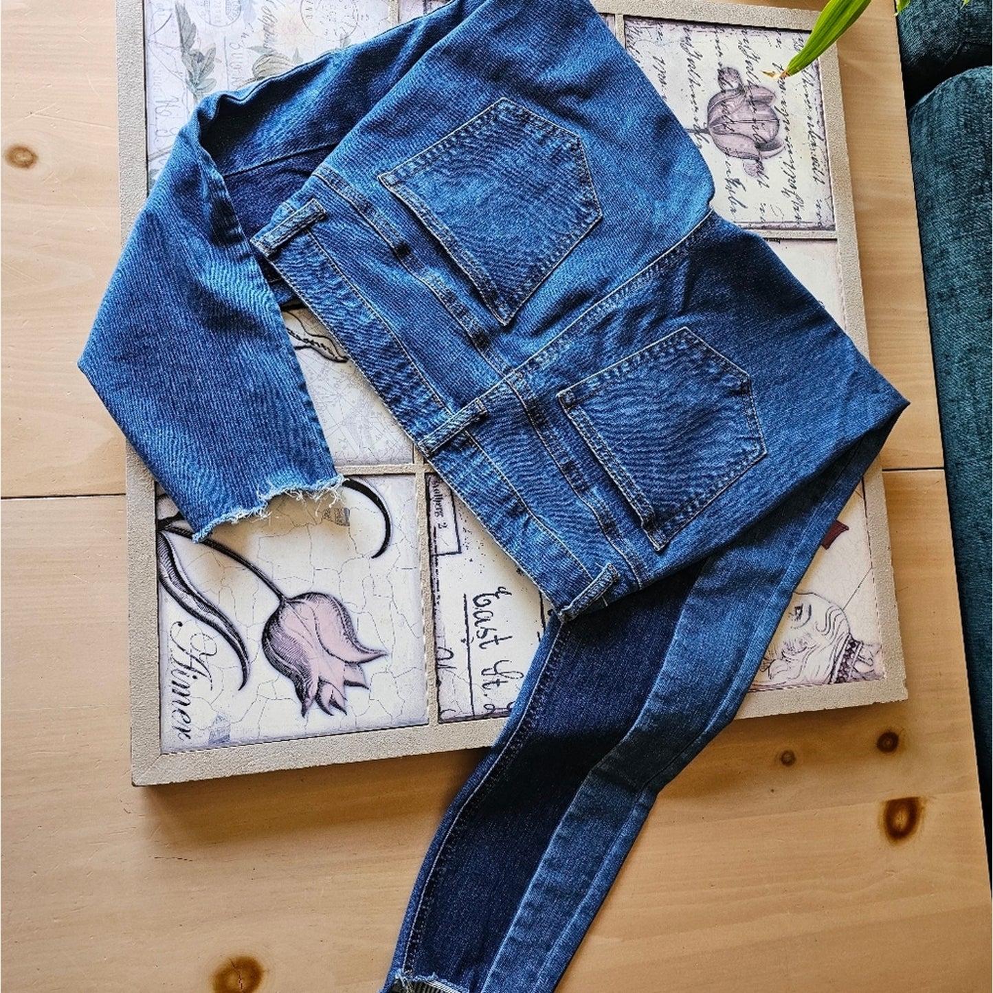 Super Cute Stretchy Republic Denim, Vintage! Skinny Jean's