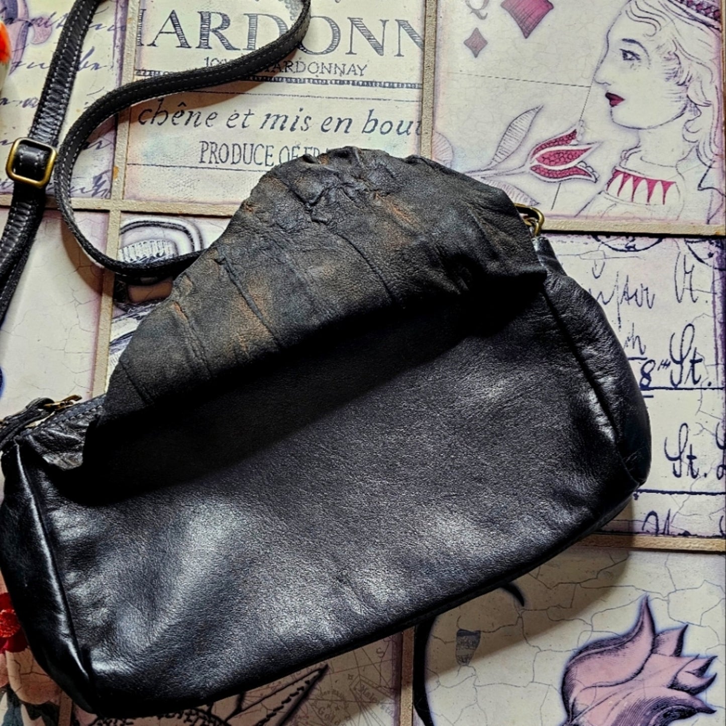 Vintage AU.79 Leather Stunning Purse